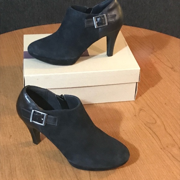 Clarks Shoes - Clarks Narine Ada booties